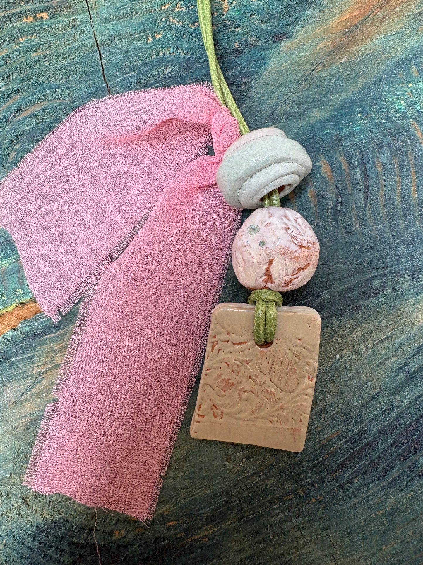 Colier ceramică handmade-bijuterie artizanală unică- cod 1136