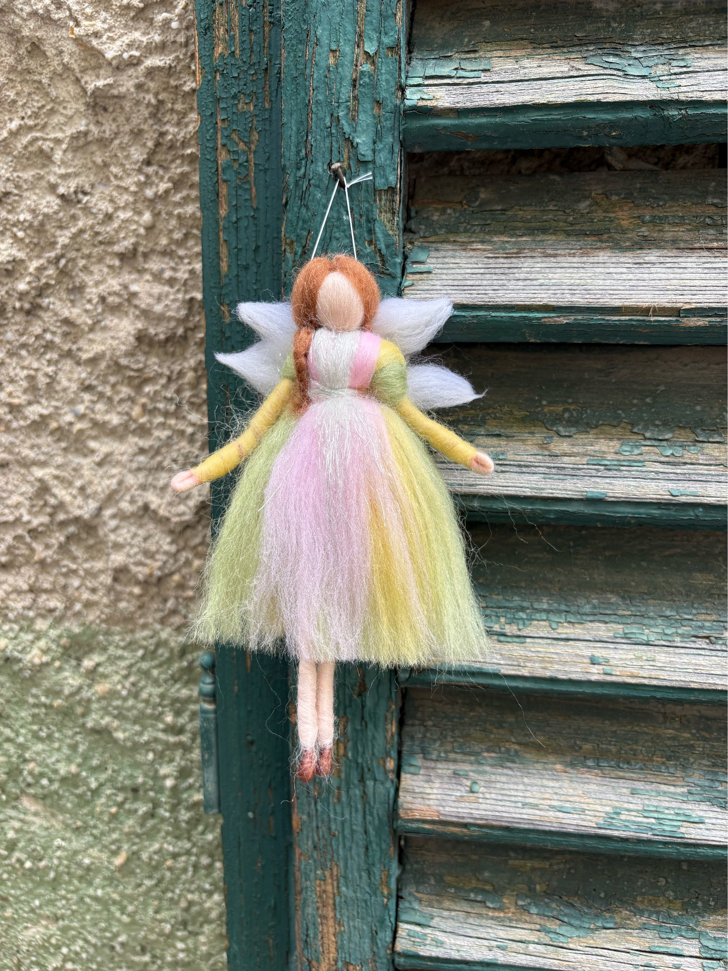 Zână magică din 100% lână împâslită, 16 cm, pastel