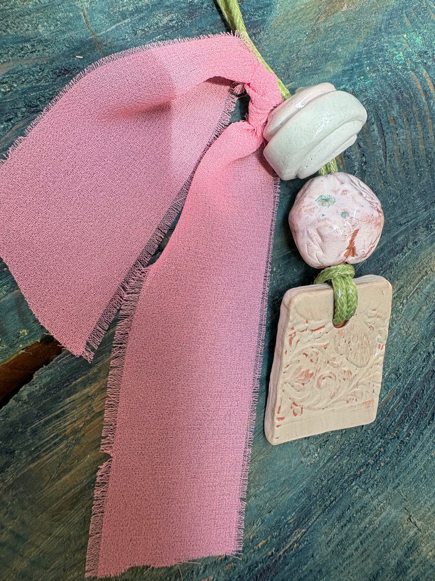 Colier ceramică handmade-bijuterie artizanală unică- cod 1136